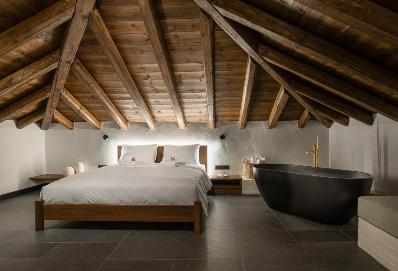 Unedo All Seasons Boutique Hotel Palaios Panteleimonas Exterior photo