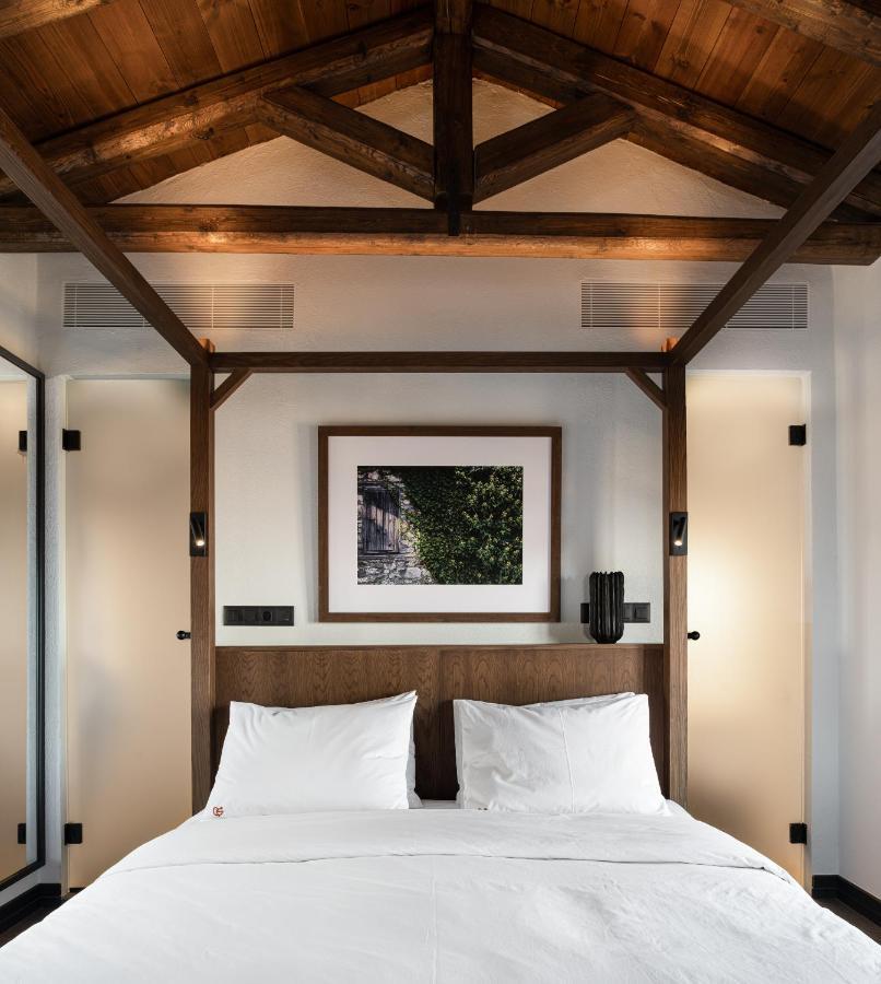 Unedo All Seasons Boutique Hotel Palaios Panteleimonas Exterior photo